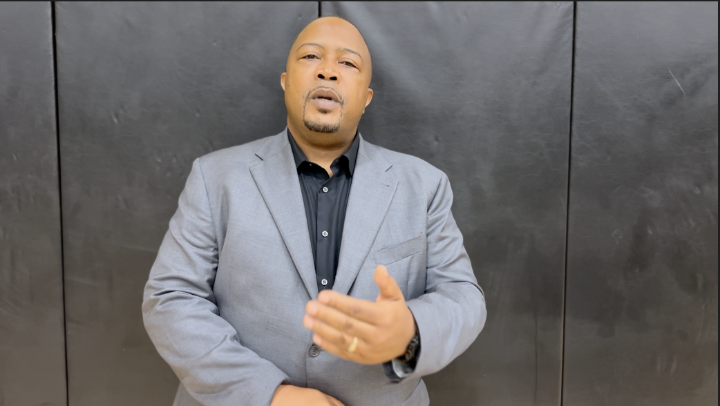 Derrick Harris | Don Barefield